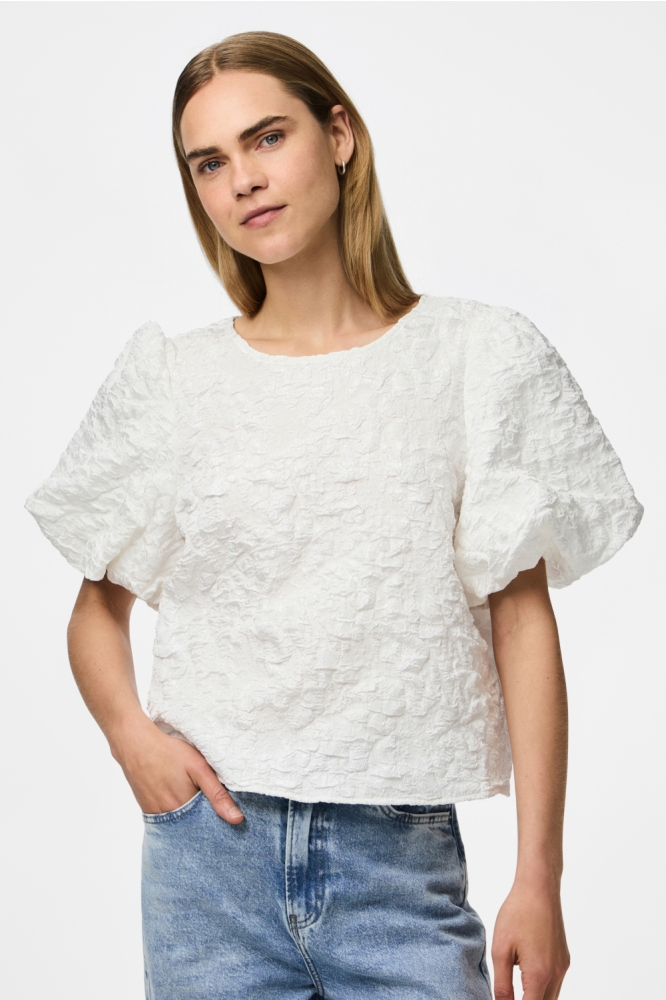 PCGRETCHEN SS O-NECK TOP WVN D2D PP 17163266 CLOUD DANCER